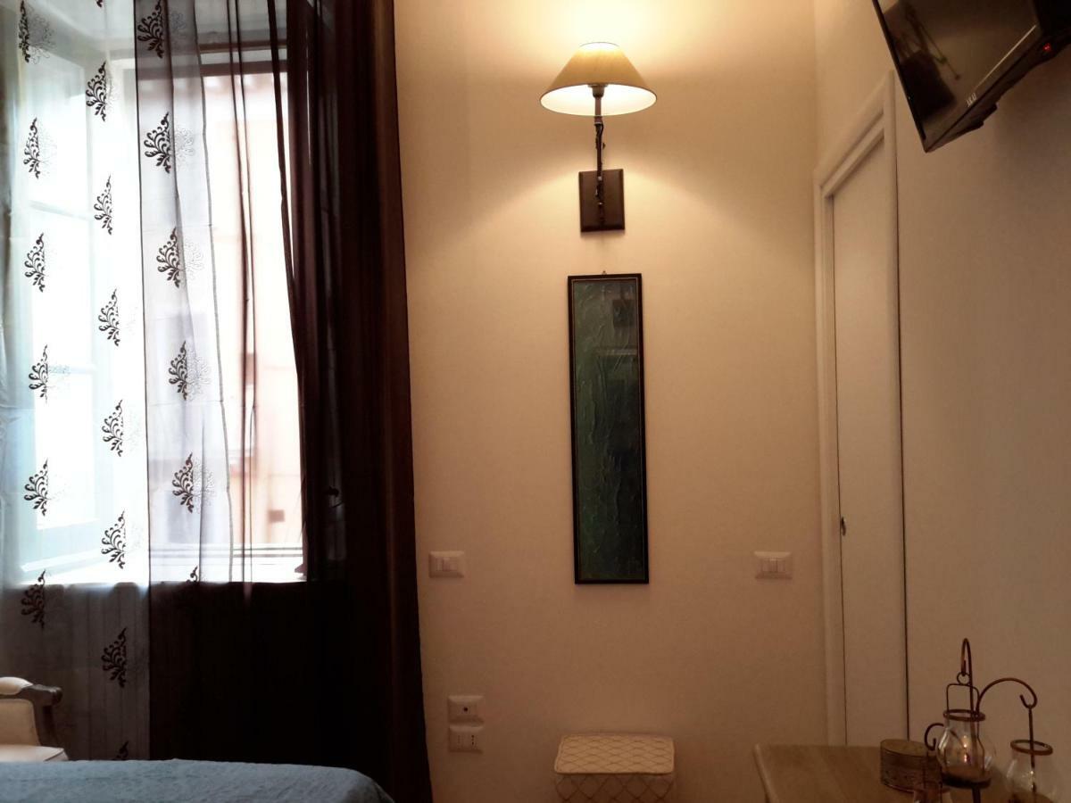 Le Stanze Di Penelope Bed & Breakfast Salerno Dış mekan fotoğraf