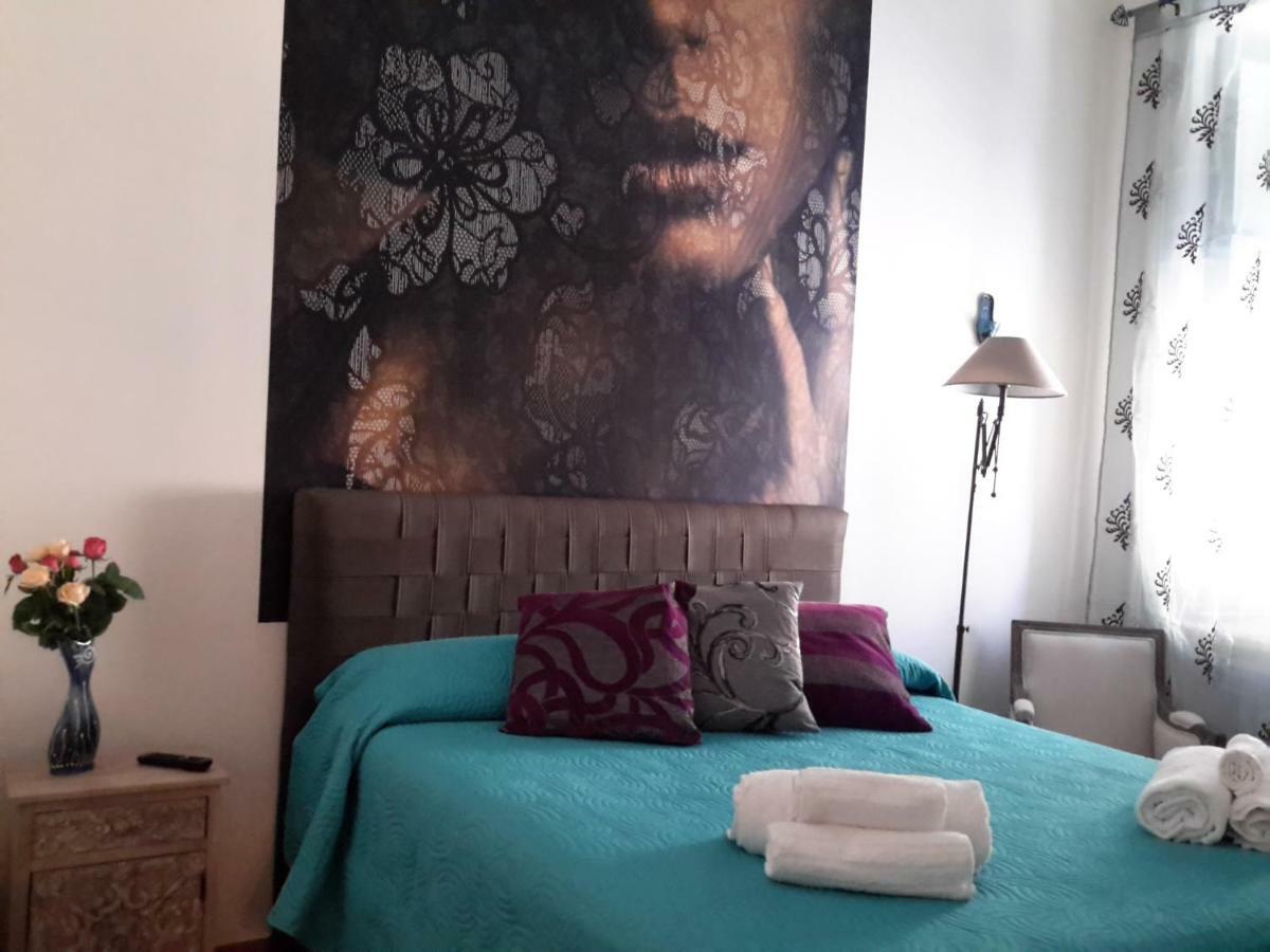 Le Stanze Di Penelope Bed & Breakfast Salerno Dış mekan fotoğraf