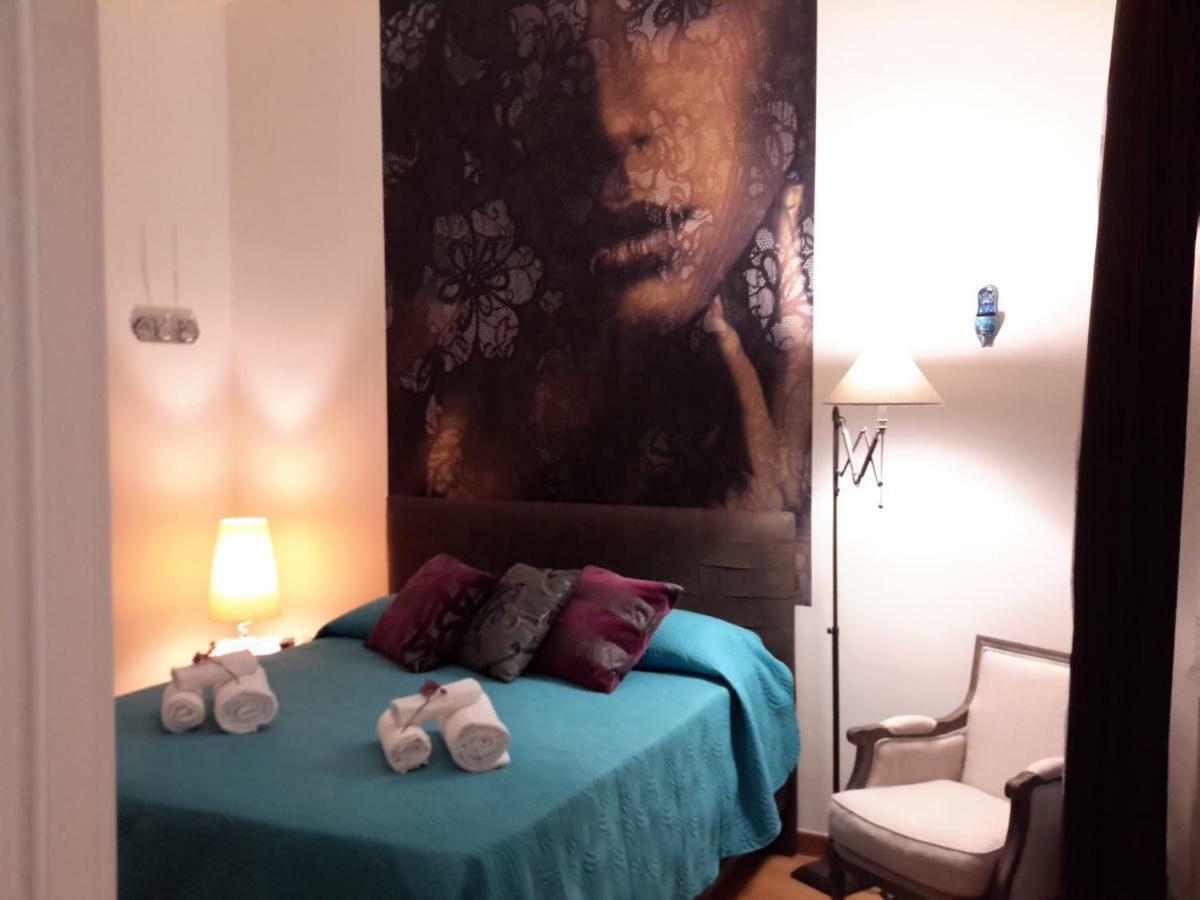 Le Stanze Di Penelope Bed & Breakfast Salerno Dış mekan fotoğraf