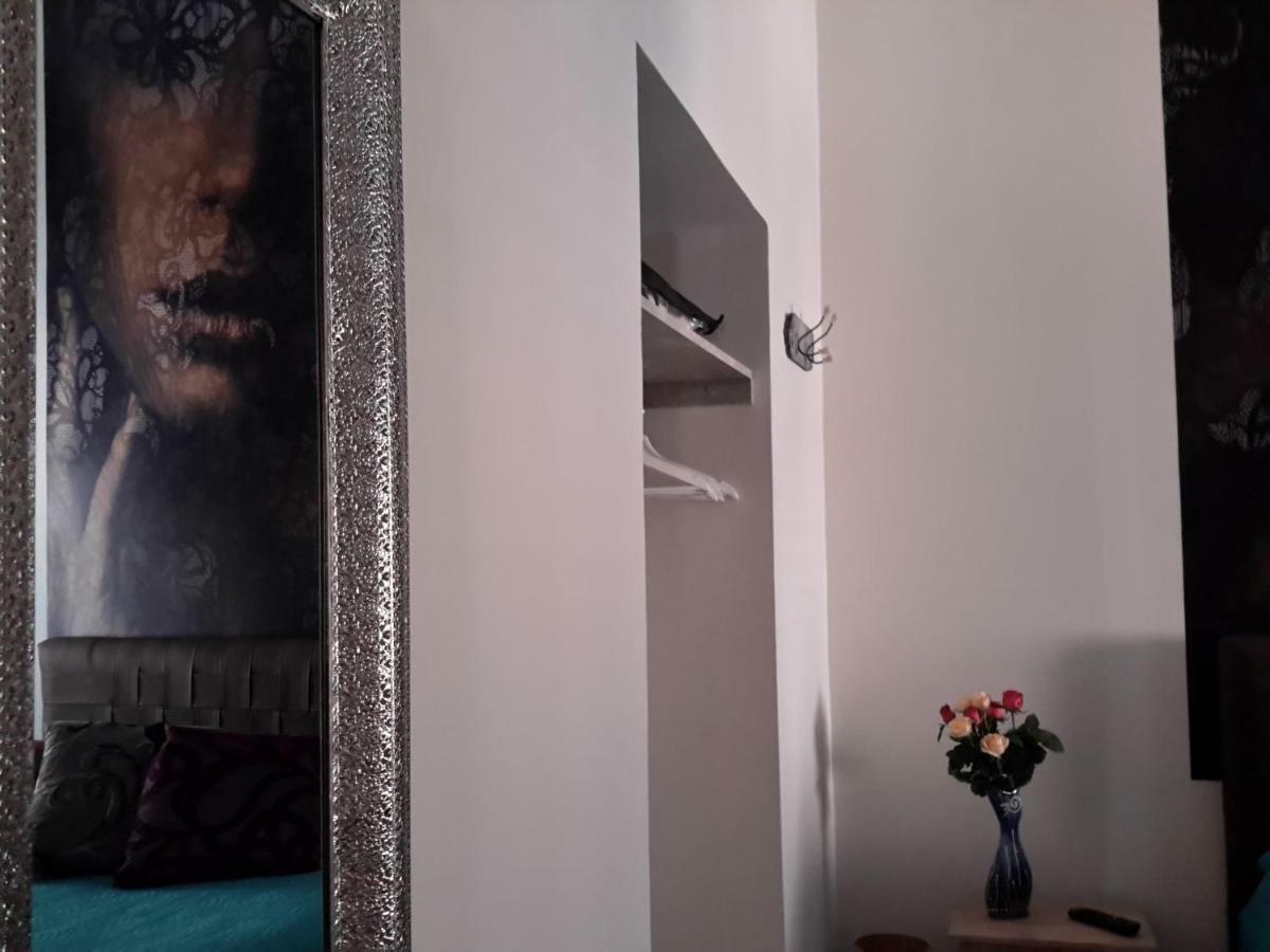 Le Stanze Di Penelope Bed & Breakfast Salerno Dış mekan fotoğraf